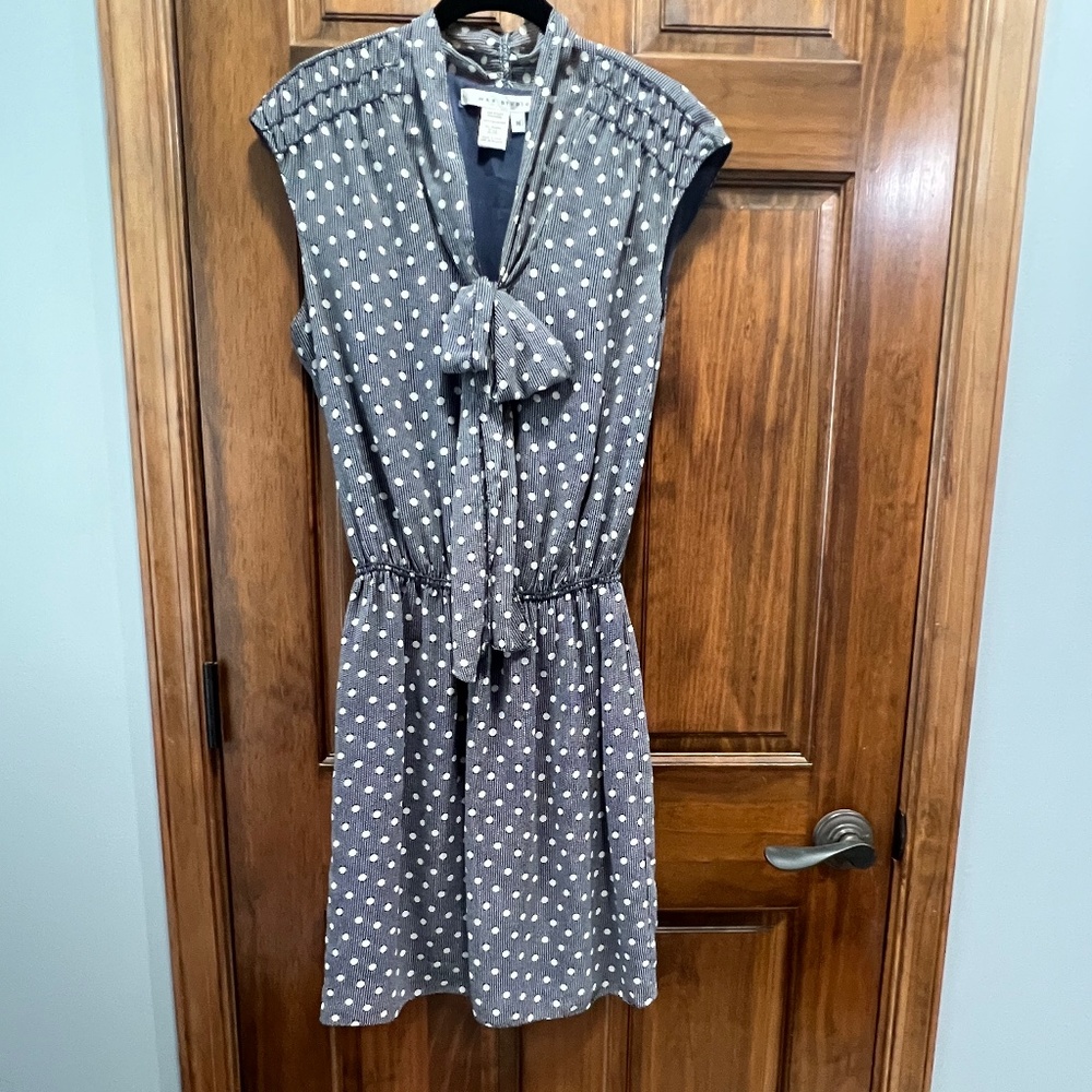 Sleeveless Dress with Bow